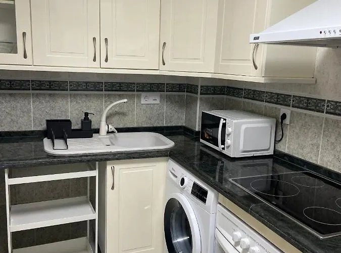 Apartamento Arenas De La Carihuela *